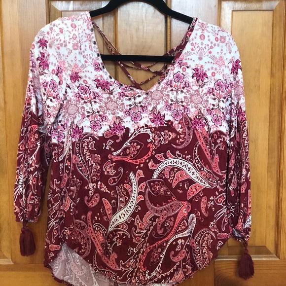 Hollister long sleeve - Picture 4 of 4